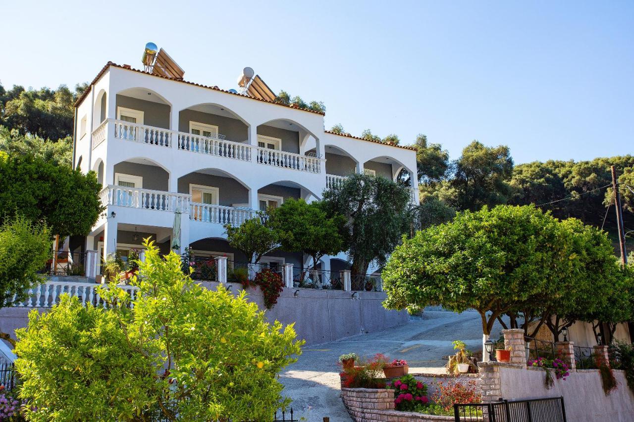 Vassilis Studios Parga Esterno foto