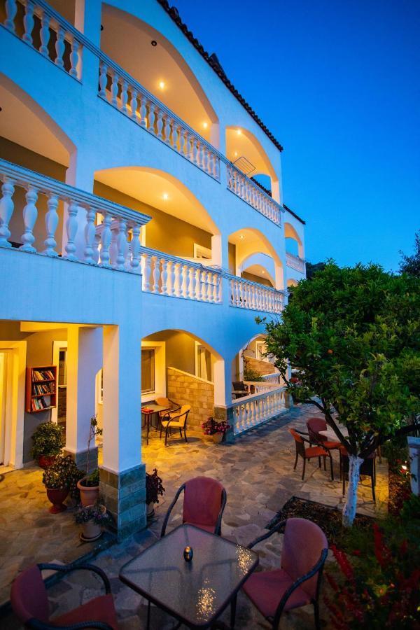 Vassilis Studios Parga Esterno foto