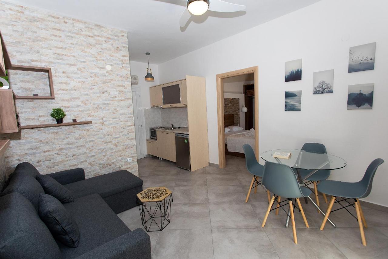 Vassilis Studios Parga Esterno foto